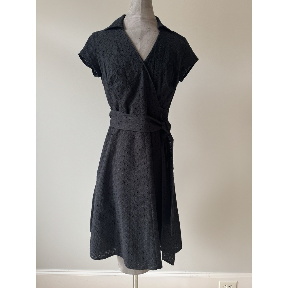 Black Eyelet Pattern Faux Wrap Dress Cap Sleeve Ann Taylor Size 6
